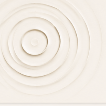 Concentric rings spreading from a centre